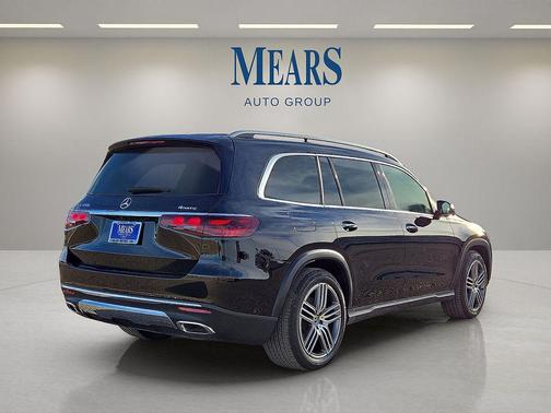 2025 Mercedes-Benz GLS 450 4MATIC