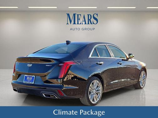 2023 Cadillac CT4 Premium Luxury