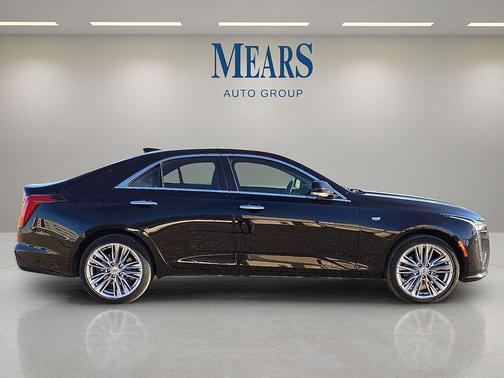 2023 Cadillac CT4 Premium Luxury