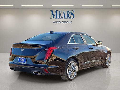 2023 Cadillac CT4 Premium Luxury