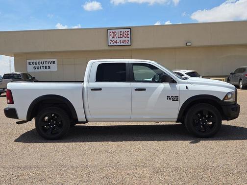 Bright White Clearcoat 2024 RAM 1500 Classic Warlock Crew Cab 4x4 5'7' Box