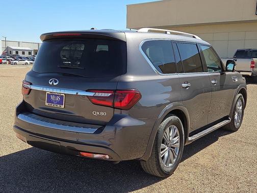 2024 INFINITI QX80 Luxe