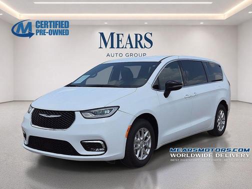 Bright White Clearcoat 2025 Chrysler Pacifica L