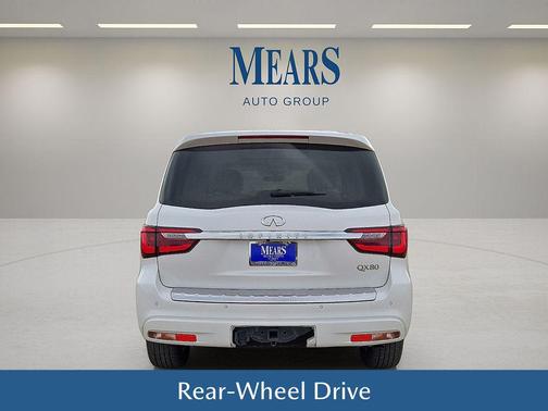 2023 INFINITI QX80 Luxe