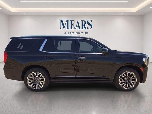 Onyx Black 2023 GMC Yukon Denali Ultimate