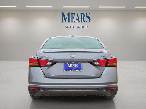 Gun Metallic 2024 Nissan Altima 2.5 SV