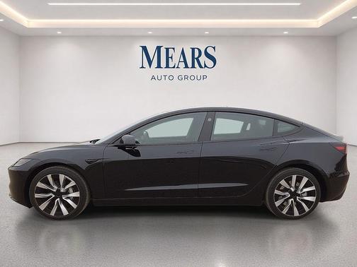 Black 2025 Tesla Model 3 Long Range