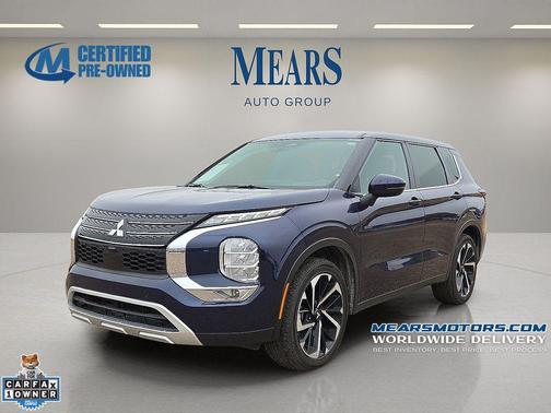 2024 Mitsubishi Outlander SE Black Edition w/Pano Roof S-AWC