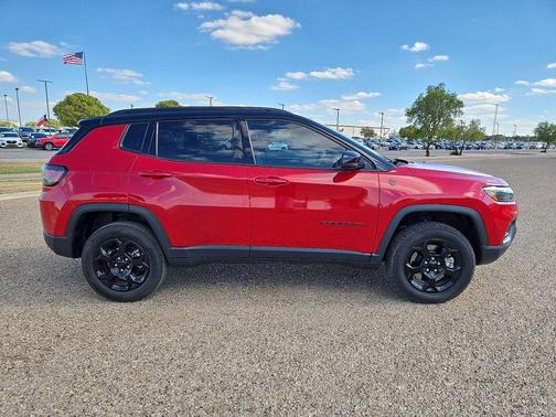 2023 Jeep Compass Trailhawk