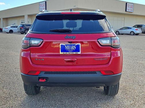 2023 Jeep Compass Trailhawk