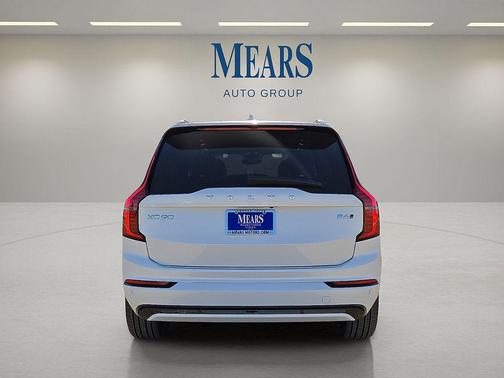 2026 Volvo XC90 B6 Ultra Dark Theme 7-Seater