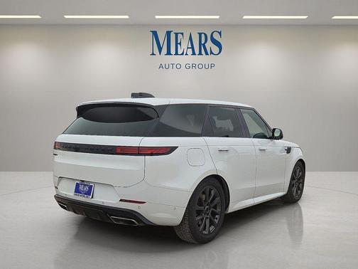 2024 Land Rover Range Rover Sport SE