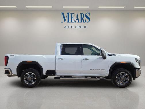 2025 GMC Sierra 2500 SLT