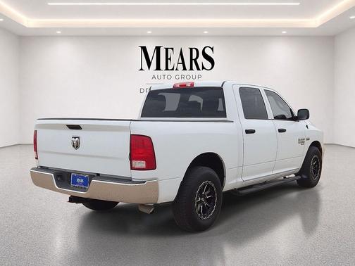 Bright White Clearcoat 2022 RAM 1500 Tradesman