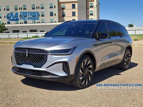 SILVER RADIANCE MET CC 2026 Lincoln Nautilus Reserve