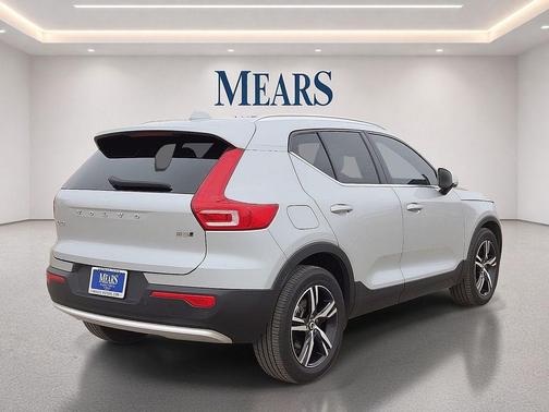 Gray 2023 Volvo XC40 B5 Plus Bright Theme