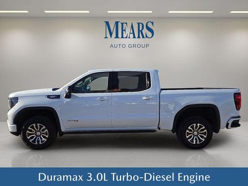 2022 GMC Sierra 1500 AT4