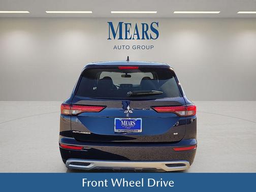 2024 Mitsubishi Outlander SE Black Edition w/Pano Roof S-AWC