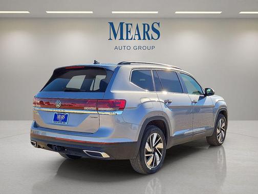 2025 Volkswagen Atlas 2.0T SE w/Technology 4MOTION