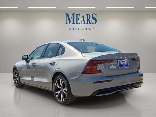 2025 Volvo S60 B5 Core