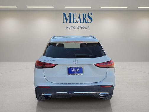 2021 Mercedes-Benz GLA 250 Base 4MATIC