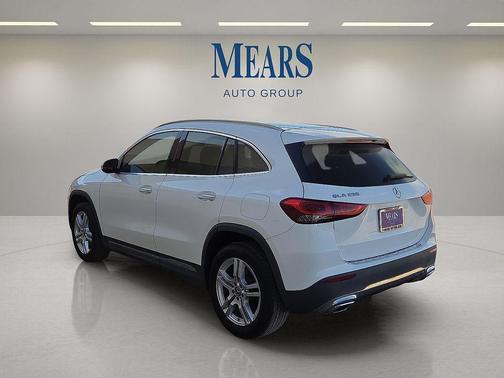 2021 Mercedes-Benz GLA 250 Base 4MATIC