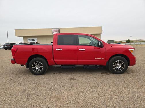 Red Alert 2021 Nissan Titan SV