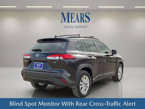 2023 Toyota Corolla Cross LE