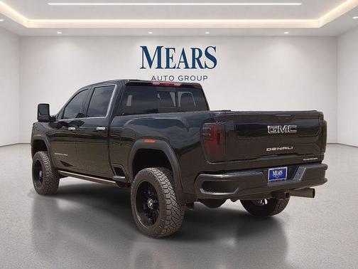 Onyx Black 2024 GMC Sierra 2500 Denali