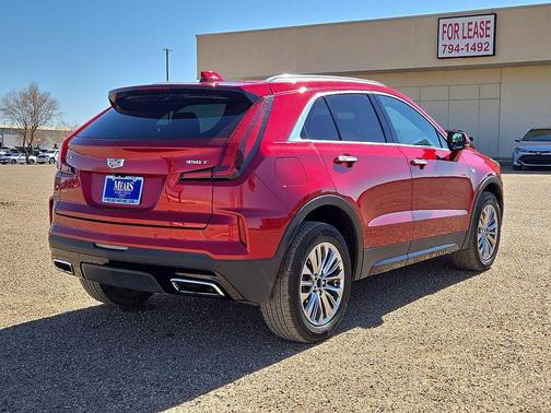 2024 Cadillac XT4 Premium Luxury