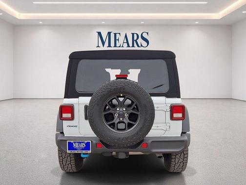Bright White Clearcoat 2024 Jeep Wrangler 4xe Willys