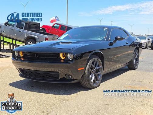 2021 Dodge Challenger SXT