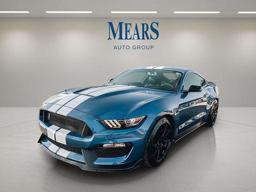 2019 Ford Shelby GT350 Base