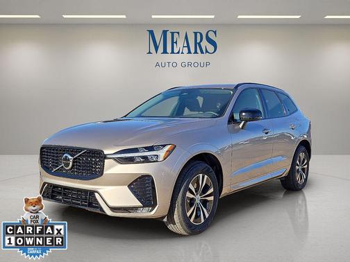 2025 Volvo XC60 B5 Core