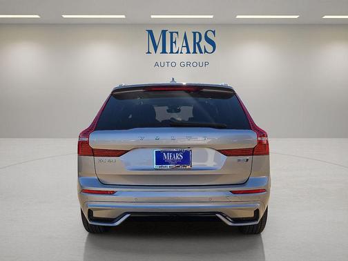 2025 Volvo XC60 B5 Core