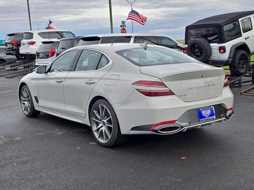 Vatna Gray 2025 Genesis G70 2.5T RWD