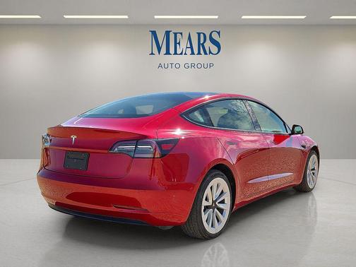 2022 Tesla Model 3 Standard Range