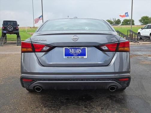 2023 Nissan Altima 2.5 SL
