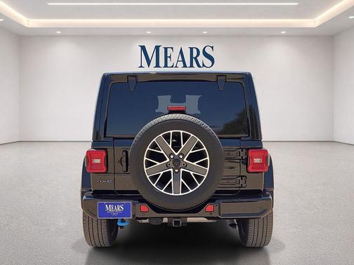Black Clearcoat 2023 Jeep Wrangler 4xe Sahara High Altitude