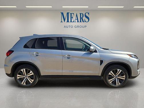 2026 Mitsubishi Outlander Sport SE