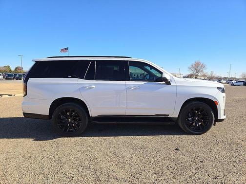 2022 Cadillac Escalade Sport