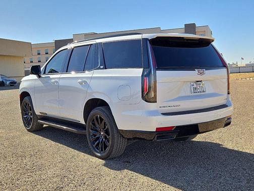 2022 Cadillac Escalade Sport