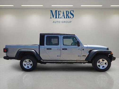 2020 Jeep Gladiator Sport S