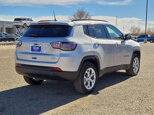 2024 Jeep Compass Latitude