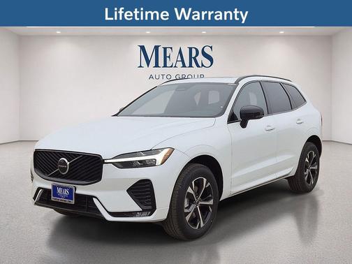 Crystal White Metallic 2026 Volvo XC60 B5 Core