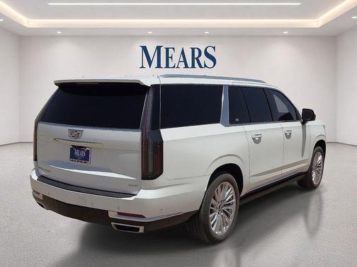 Crystal White Tricoat 2025 Cadillac Escalade ESV Premium Luxury