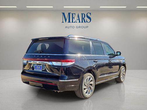 2024 Lincoln Navigator Reserve