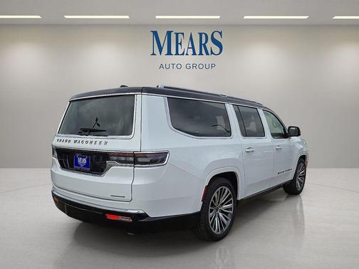 2024 Jeep Grand Wagoneer L Series III 4x4