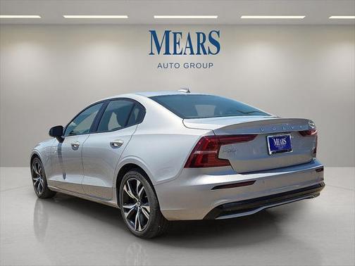 2025 Volvo S60 B5 Core