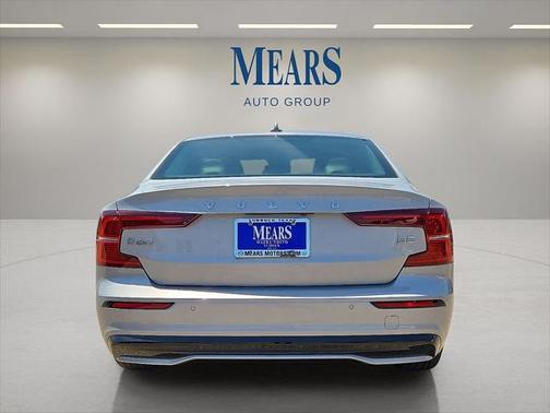 2025 Volvo S60 B5 Core